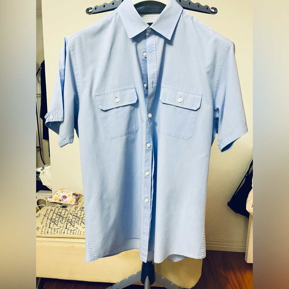 Nicole Miller Button Down Light Blue Size Large